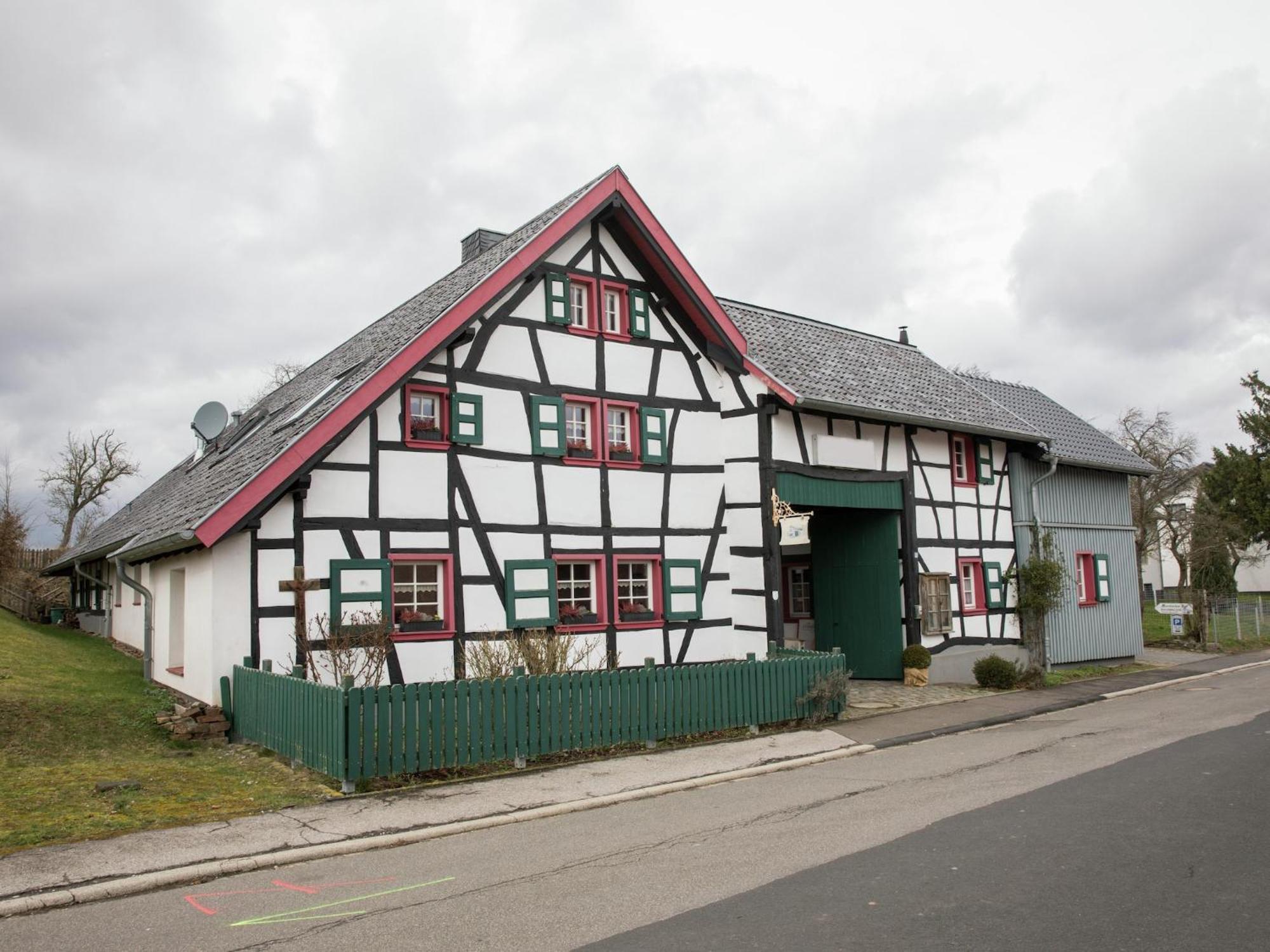 Apartment With Garden Near Monschau 施莱登 外观 照片